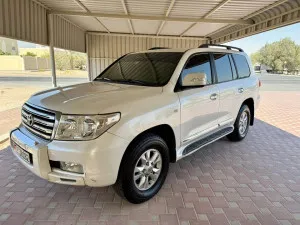 2010 Toyota Land Cruiser in dubai