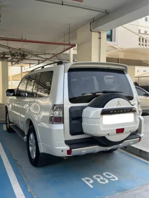 2014 Mitsubishi Pajero