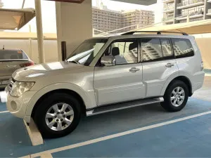 2014 Mitsubishi Pajero