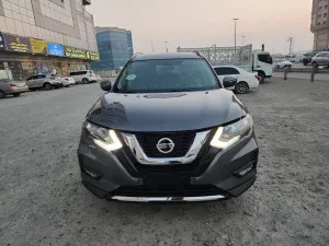 2015 نيسان روج in dubai