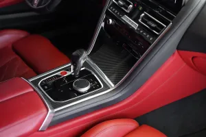 2023 BMW M8