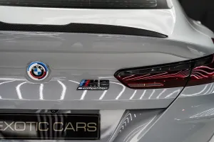 2023 BMW M8