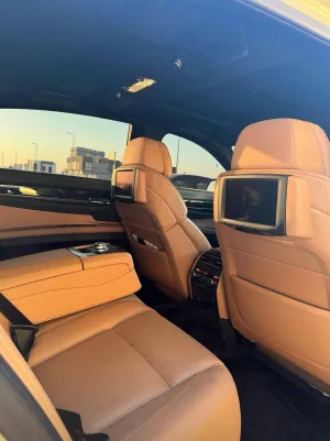 2010 BMW 7-Series