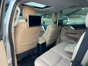 2017 Mitsubishi Montero