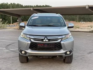 2017 Mitsubishi Montero