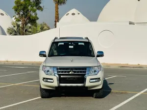 2022 Mitsubishi Pajero in dubai