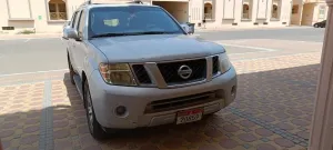 2009 نيسان باثفايندر  in dubai