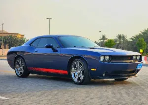 2013 دودج شالنجر in dubai