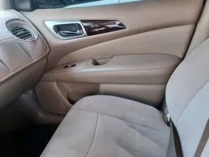 2015 نيسان باثفايندر 