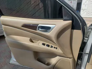 2015 نيسان باثفايندر 