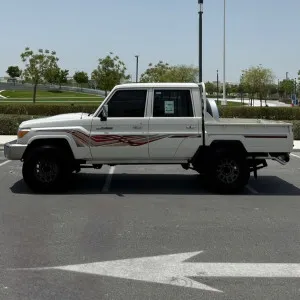 2021 Toyota Land Cruiser Pickup