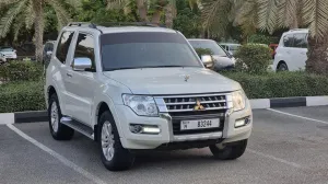 2018 Mitsubishi Pajero