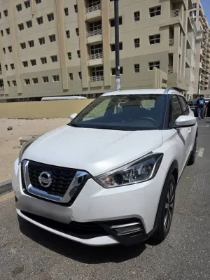 2020 نيسان كيكس in dubai