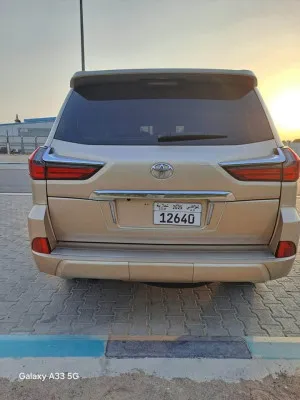 2018 Toyota Land Cruiser