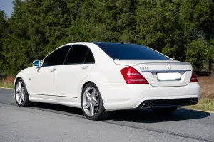 2010 Mercedes-Benz S-Class