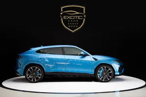 2022 Lamborghini URUS