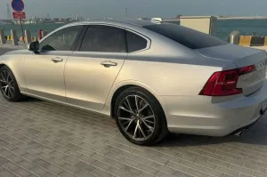 2018 Volvo S90