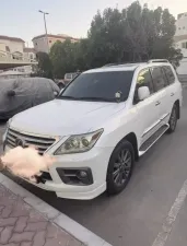 2010 لكزس أل أكس ٥٧٠