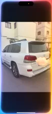 2010 لكزس أل أكس ٥٧٠