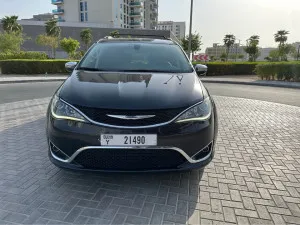 2020 كرايسلر باسفيكا in dubai