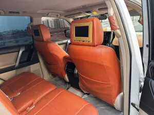 2011 Toyota Prado