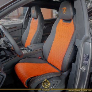 2022 Lamborghini URUS