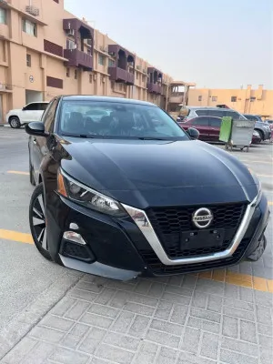 2022 Nissan Altima in dubai