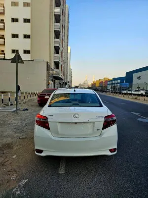 2016 تويوتا ياريس