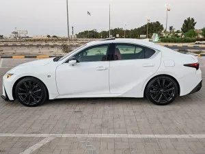 2021 Lexus IS