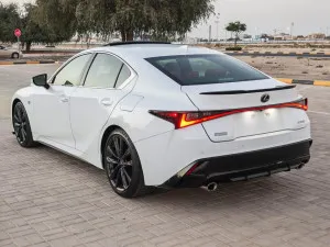 2021 Lexus IS