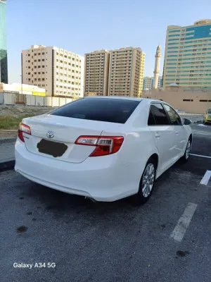2014 تويوتا كامري