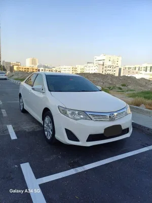 2014 تويوتا كامري