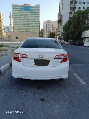 2014 تويوتا كامري