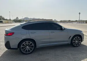 2023 BMW X4