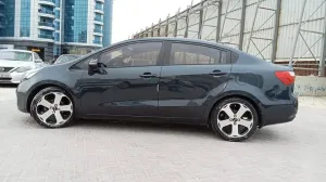 2013 كيا ريو 