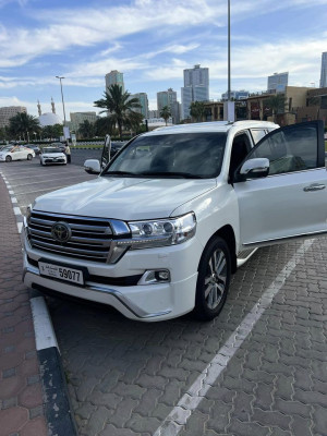 2017 Toyota Land Cruiser in dubai