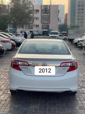 2012 تويوتا كامري