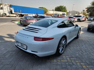 2014 بورش 911 كاريرا