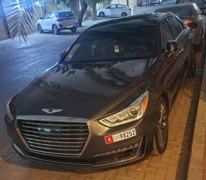 2018 Genesis G90