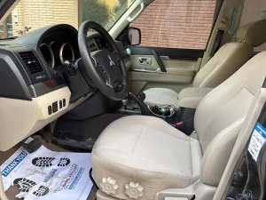 2017 ميتسوبيشي باجيرو