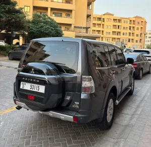 2017 ميتسوبيشي باجيرو