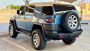 2021 تويوتا أف جي كروزر