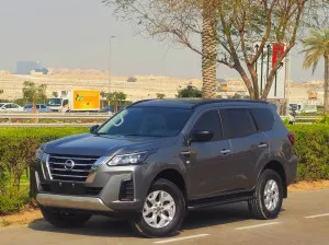 2022 نيسان إكستيرا in dubai