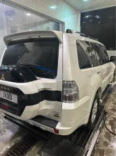 2018 Mitsubishi Pajero