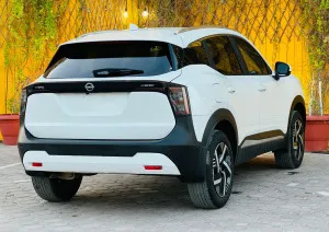 2025 Nissan KICKS