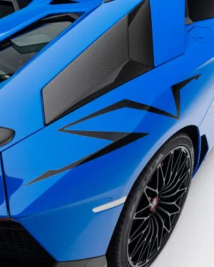 2017 Lamborghini Aventador