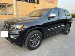 2019 Jeep Grand Cherokee in dubai