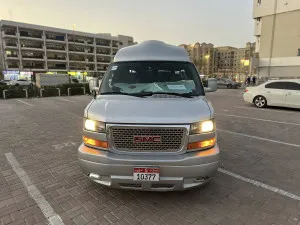 2015 GMC Savana in dubai