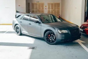 2019 كرايسلر ٣٠٠ in dubai