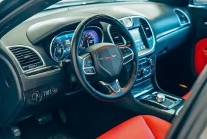 2019 كرايسلر ٣٠٠